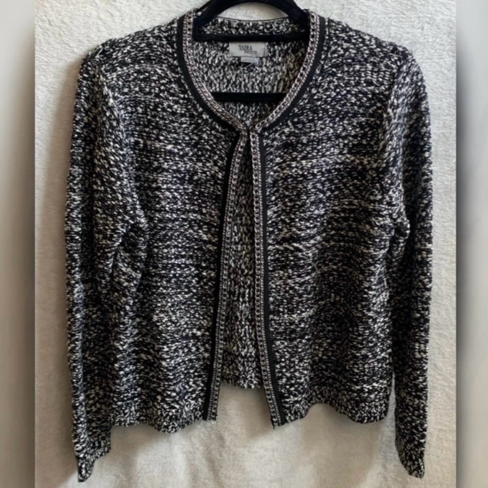 YAIRA LP Cardigan Sweater